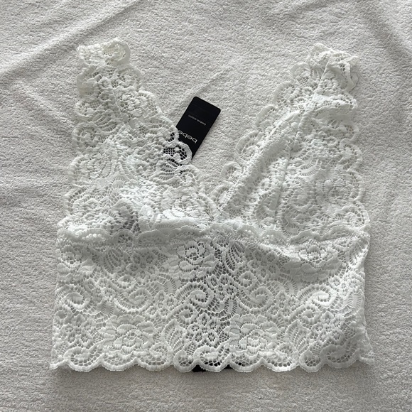 bebe Tops - White Lace Tank by bebe